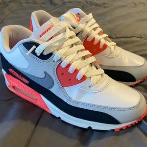 Nike Air Max Youth size 7